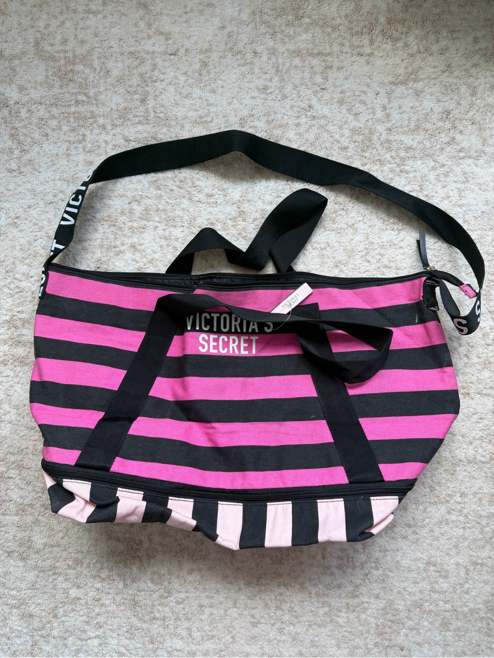 NWT Pink Victoria’s Secret Bag (One Size)